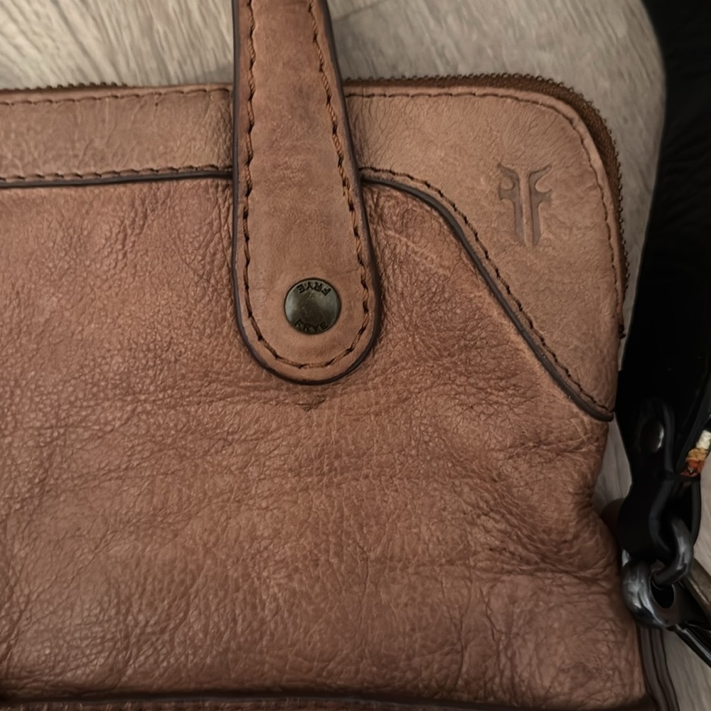 Frye Zuri Convertible Leather Shopper Tote no crossbody strap purse bag A00179 - Picture 5 of 11